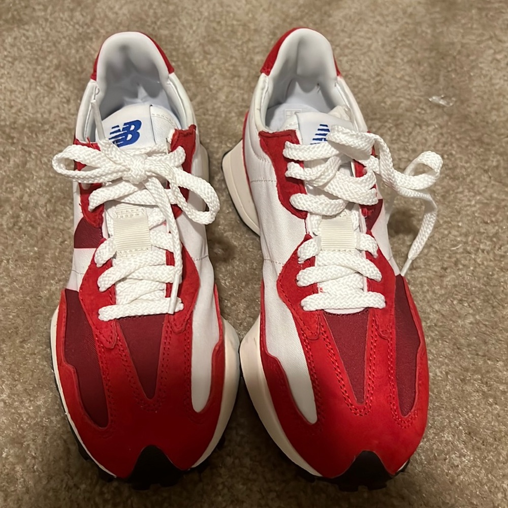 New Balance 327 Red